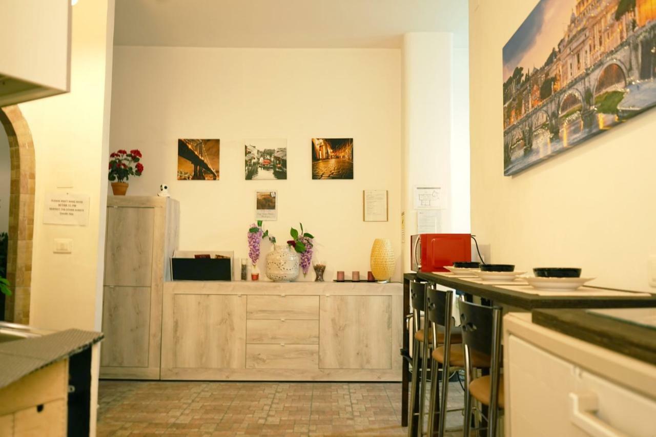 Gasthof Hosting Flats Rom